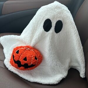 Ghost with pumpkin